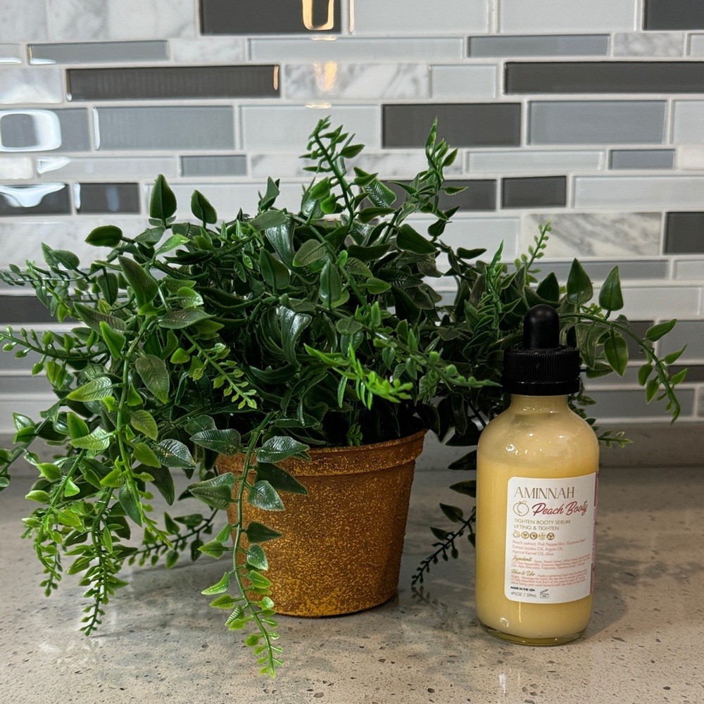 AMINNAH - Peach Booty Tightening & Lifting Serum